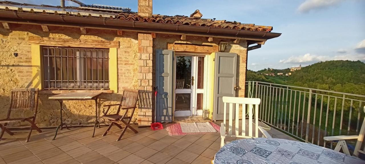 La Terrazza In Collina Apartment Monte Orsello Luaran gambar